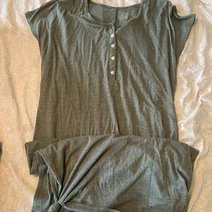 Gilligan & O’Malley Hospital gown